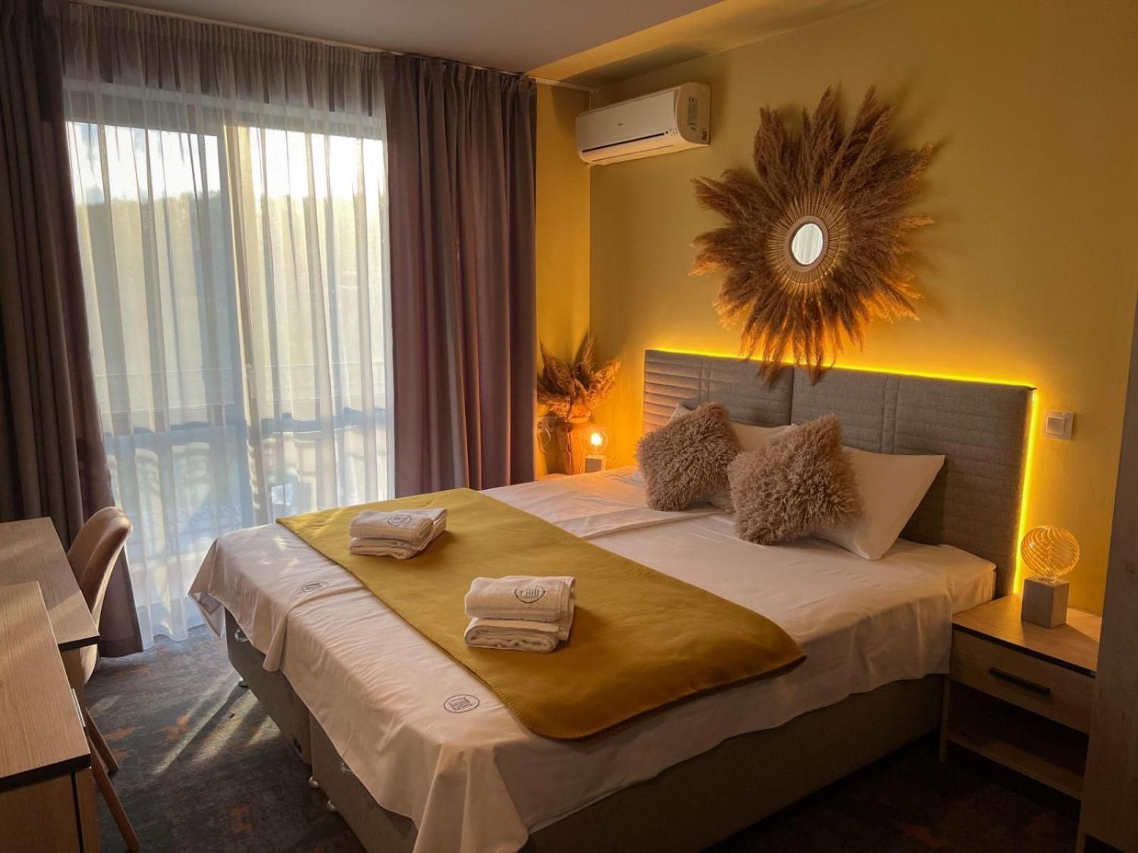 Pino - Villa, Casa, Cucina Е Terrazza Αλμπένα Εξωτερικό φωτογραφία